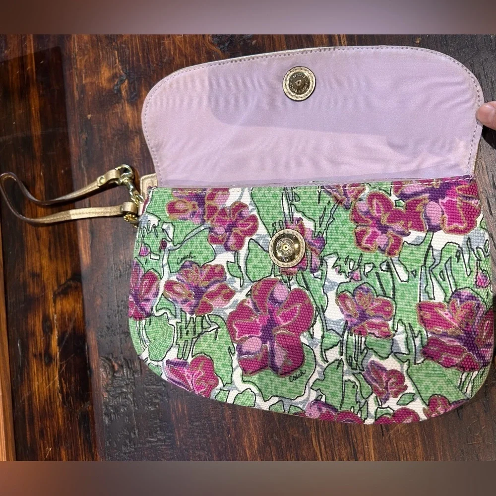VTG Coach Ashley Iris FLORAL CANVAS WRISTLET BAG PURSE Gold Leather PINK GREEN